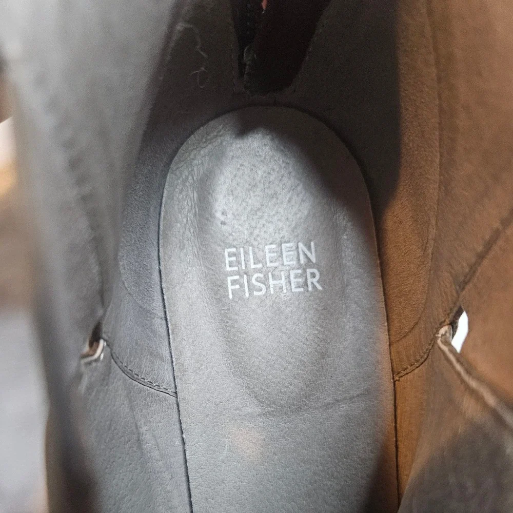 Eileen Fisher Gray‎ Nubuck Leather Crisscross Ankle Booties Boots US 8.5